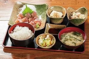 レストラン幻魚亭　いわな刺身定食